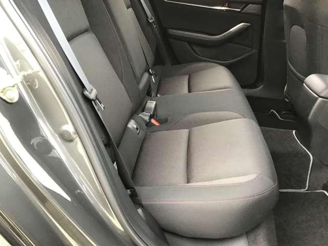 ���㕔���ȃV�[�g��聙�@�����A�V�[�g�����K�ȏ��S�n���V-�g�̏��S�n���ǂ��A���s�Ȃǒ������^�]�ɂ������Ă��܂�