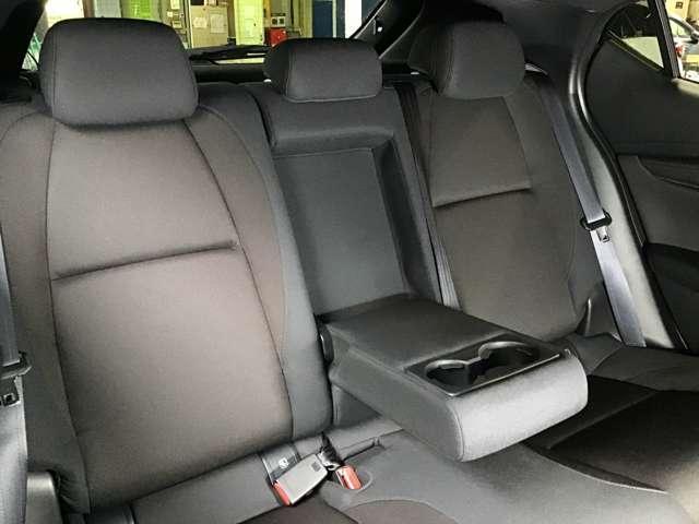 �Q��ڃV�[�g��������肭�낰���ԂɂȂ��Ă܂��B