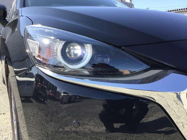 ＭＡＺＤＡ２ １５Ｓプロ　スマートＥＤＩＩ　全方位モニタナビ　ＣＤ・ＤＶＤ　ドラレコ　ＥＴＣ　３６０°ビューカメラ　コーナーセンサー　ＬＥＤ　衝突軽減ブレーキ　ＵＳＢ　オートエアコン　Ｂｌｕｅｔｏｏｔｈ　ＥＴＣ　オートマチックハイビーム（8枚目）