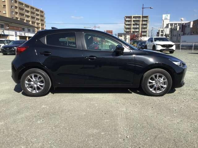 ＭＡＺＤＡ２ １５Ｓプロ　スマートＥＤＩＩ　全方位モニタナビ　ＣＤ・ＤＶＤ　ドラレコ　ＥＴＣ　３６０°ビューカメラ　コーナーセンサー　ＬＥＤ　衝突軽減ブレーキ　ＵＳＢ　オートエアコン　Ｂｌｕｅｔｏｏｔｈ　ＥＴＣ　オートマチックハイビーム（9枚目）