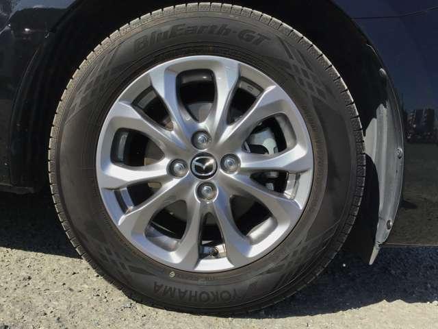 ＭＡＺＤＡ２ １５Ｓプロ　スマートＥＤＩＩ　全方位モニタナビ　ＣＤ・ＤＶＤ　ドラレコ　ＥＴＣ　３６０°ビューカメラ　コーナーセンサー　ＬＥＤ　衝突軽減ブレーキ　ＵＳＢ　オートエアコン　Ｂｌｕｅｔｏｏｔｈ　ＥＴＣ　オートマチックハイビーム（10枚目）