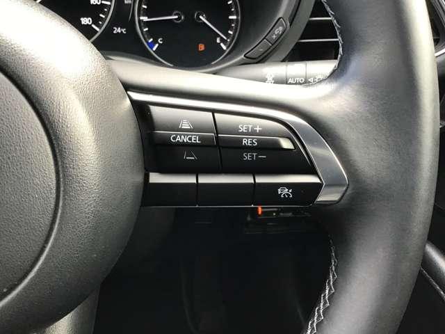 ＭＡＺＤＡ３ファストバック １．５　１５Ｓ　ツーリング　ナビ　ドラレコ　３６０°ビューモニター　アダプティブクルーズコントロール　フルセグテレビ　スマートシティブレーキサポート　ＬＥＤライト　アイドリングストップ　ＵＳＢ　スマートキー　コーナーセンサー（12枚目）