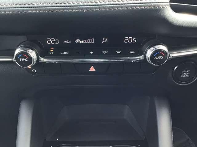 ＭＡＺＤＡ３ファストバック １．５　１５Ｓ　ツーリング　ナビ　ドラレコ　３６０°ビューモニター　アダプティブクルーズコントロール　フルセグテレビ　スマートシティブレーキサポート　ＬＥＤライト　アイドリングストップ　ＵＳＢ　スマートキー　コーナーセンサー（15枚目）