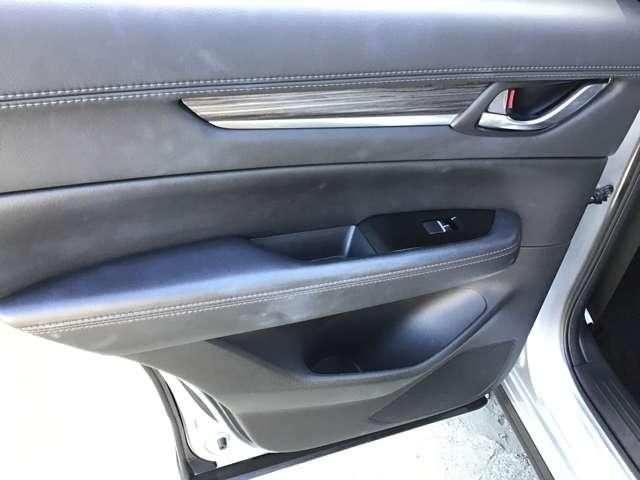 ＣＸ－５ ＸＤ　Ｌパッケージ　ＥＴＣ　ナビ　ＰＷリフト　シートヒーター　レーダーＣ　エアコン　リアカメラ　本革　ＢＴ接続　キーフリー　電動パワーシート　アイストップ　オートＬＥＤ　ターボ　アドバンスキー　アルミホイール　ＡＢＳ（20枚目）