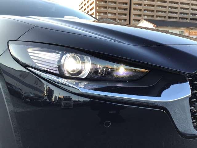 ＣＸ－３０ ２０Ｓツーリングセレクション　全方位モニター　レーダークルーズ　ＥＴＣ　Ｂｌｕｅｔｏｏｔｈオーディオ　衝突軽減装置　前席シートヒーター　オートエアコン　地デジ　Ｐシート　キーレス　パーキングセンサー　ＬＥＤヘッド　盗難防止システム（8枚目）