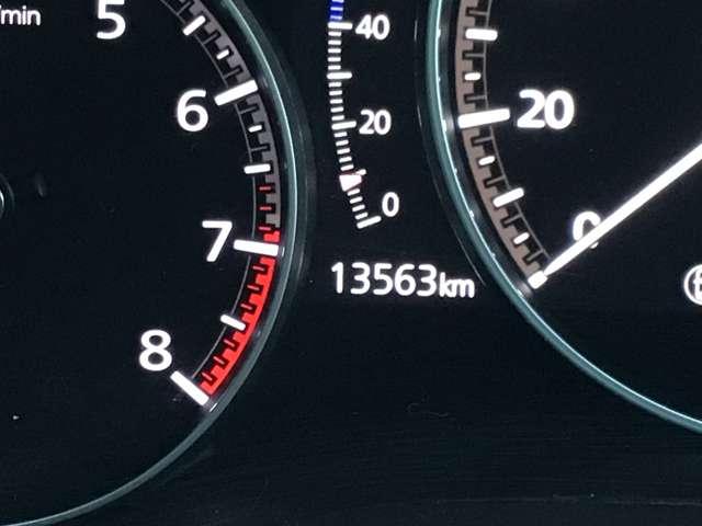 ＣＸ－３０ ２０Ｓツーリングセレクション　全方位モニター　レーダークルーズ　ＥＴＣ　Ｂｌｕｅｔｏｏｔｈオーディオ　衝突軽減装置　前席シートヒーター　オートエアコン　地デジ　Ｐシート　キーレス　パーキングセンサー　ＬＥＤヘッド　盗難防止システム（18枚目）