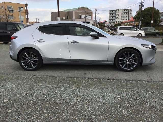 ＭＡＺＤＡ３ファストバック ２０Ｓプロアクティブ　全方位モニター　ナビ　ＥＴＣ　前後ドラレコ　アイドリングストップ　アダプティブクルーズコントロール　スマートキー　フルセグ　３６０°ビューモニター　ＵＳＢ　コーナーセンサー　バックカメラ　ＥＴＣ（10枚目）