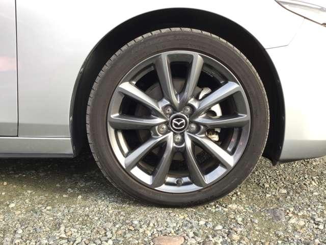 ＭＡＺＤＡ３ファストバック ２０Ｓプロアクティブ　全方位モニター　ナビ　ＥＴＣ　前後ドラレコ　アイドリングストップ　アダプティブクルーズコントロール　スマートキー　フルセグ　３６０°ビューモニター　ＵＳＢ　コーナーセンサー　バックカメラ　ＥＴＣ（11枚目）