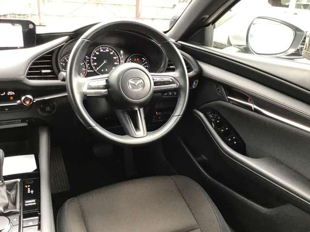 ＭＡＺＤＡ３ファストバック ２０Ｓプロアクティブ　全方位モニター　ナビ　ＥＴＣ　前後ドラレコ　アイドリングストップ　アダプティブクルーズコントロール　スマートキー　フルセグ　３６０°ビューモニター　ＵＳＢ　コーナーセンサー　バックカメラ　ＥＴＣ（20枚目）