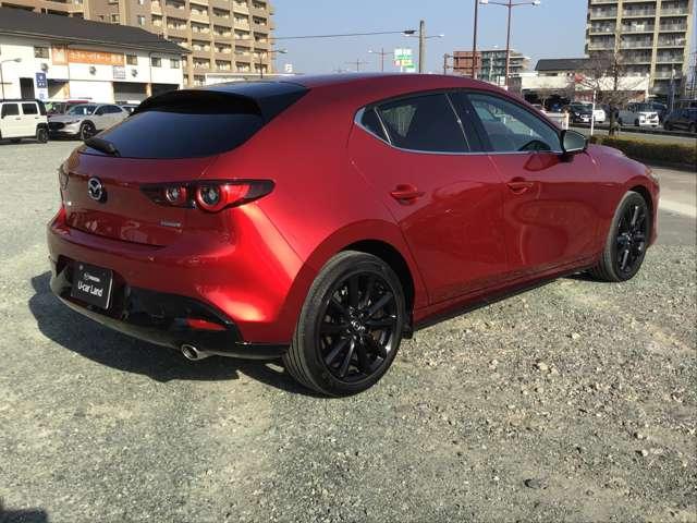 ＭＡＺＤＡ３ファストバック １５ＳレトロスポーツＥＤ　社用車ＵＰ　全方位モニター　ナビ　ＥＴＣ　アイドリングストップ　メモリーナビ　アルミホイール　運転席パワーシート　ＥＴＣ　ＬＥＤヘッドライト　フルセグ　Ｂｌｕｅｔｏｏｔｈ接続　パーキングセンサー（12枚目）