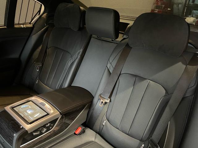 ７シリーズ ７５０Ｌｉ　Ｍスポーツ　電動パノラマガラスサンルーフ／リアシートエンターテイメント／ディスプレイキー／レザーシート／ｈａｒｍａｎ・ｈａｒｄｏｎサウンド／シートヒーター／ベンチレーター／メモリーパーワーシート／３６０℃カメラ（22枚目）
