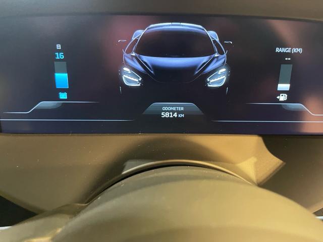 750Sスパイダー ベースグレード 750Sスパイダー/コンフォートシート/Performanceインテリア/オーディオ4スピーカー/コンフォートシート/360°パークアシスト(11枚目)