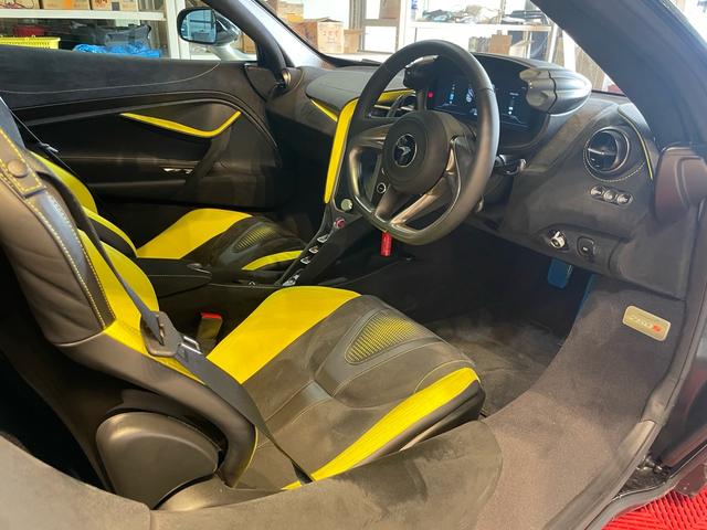 750Sスパイダー ベースグレード 750Sスパイダー/コンフォートシート/Performanceインテリア/オーディオ4スピーカー/コンフォートシート/360°パークアシスト(12枚目)