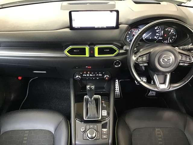 ＣＸ－５ ＸＤ　ＦＩＥＬＤＪ　全方位モニターナビ　ＢＯＳＥ　前後ドラレコ　全周囲　アルミホイール　クリアランスソナー　衝突軽減装置　ＬＥＤ　シートヒーター　地デジ　スマキー　パーキングアシスト　レーダークルーズ　ＥＴＣ　４ＷＤ（2枚目）