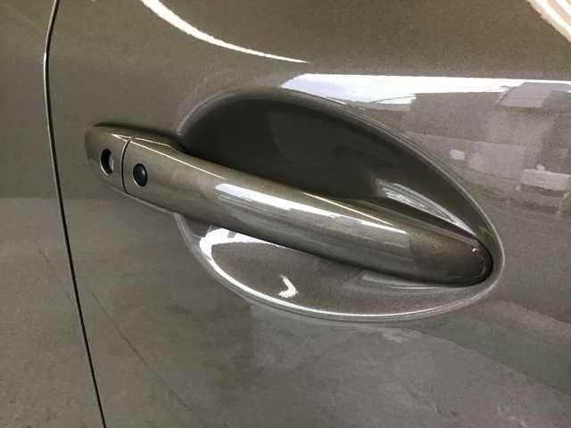 ＣＸ－５ ＸＤ　ＦＩＥＬＤＪ　全方位モニターナビ　ＢＯＳＥ　前後ドラレコ　全周囲　アルミホイール　クリアランスソナー　衝突軽減装置　ＬＥＤ　シートヒーター　地デジ　スマキー　パーキングアシスト　レーダークルーズ　ＥＴＣ　４ＷＤ（19枚目）