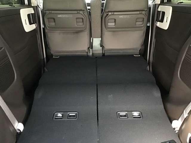 N-BOXカスタム カスタム 660 L 片側電動スライドドア ナビ ETC 前後ド Pソナー アルミ サイドエアバッグ Aストップ シートヒータ ベンチシート キーフリーシステム リアカメ AC スマキー 横滑り防止 パワーステアリング(6枚目)