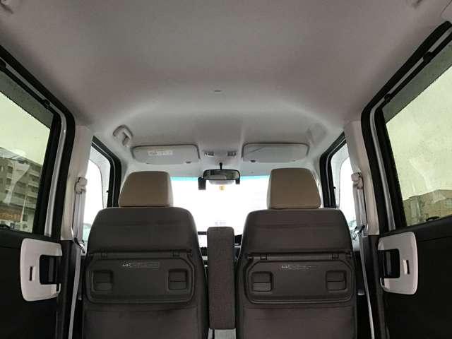 N-BOXカスタム カスタム 660 L 片側電動スライドドア ナビ ETC 前後ド Pソナー アルミ サイドエアバッグ Aストップ シートヒータ ベンチシート キーフリーシステム リアカメ AC スマキー 横滑り防止 パワーステアリング(7枚目)