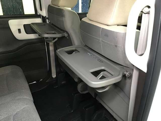 N-BOXカスタム カスタム 660 L 片側電動スライドドア ナビ ETC 前後ド Pソナー アルミ サイドエアバッグ Aストップ シートヒータ ベンチシート キーフリーシステム リアカメ AC スマキー 横滑り防止 パワーステアリング(11枚目)