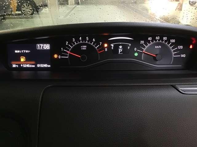 N-BOXカスタム カスタム 660 L 片側電動スライドドア ナビ ETC 前後ド Pソナー アルミ サイドエアバッグ Aストップ シートヒータ ベンチシート キーフリーシステム リアカメ AC スマキー 横滑り防止 パワーステアリング(12枚目)