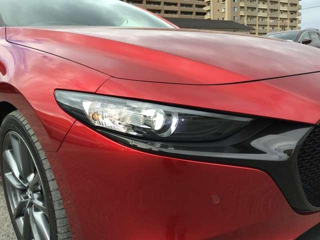 MAZDA3ファストバック 15Sツーリング 全方位モニター ETC レーダークルーズC フルセグテレビ アダプティブクルーズ コーナーセンサー ETC車載器 USB接続 LEDヘッド TV 横滑り防止システム イモビ エアコン アルミホイール(8枚目)
