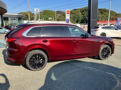 �����鸫�����β����Ǥ����ӣգ֤��϶�������ͤ����ʡ��ʳʤ���ե������᤭�򤫤��Ƥ��ޤ��� 6