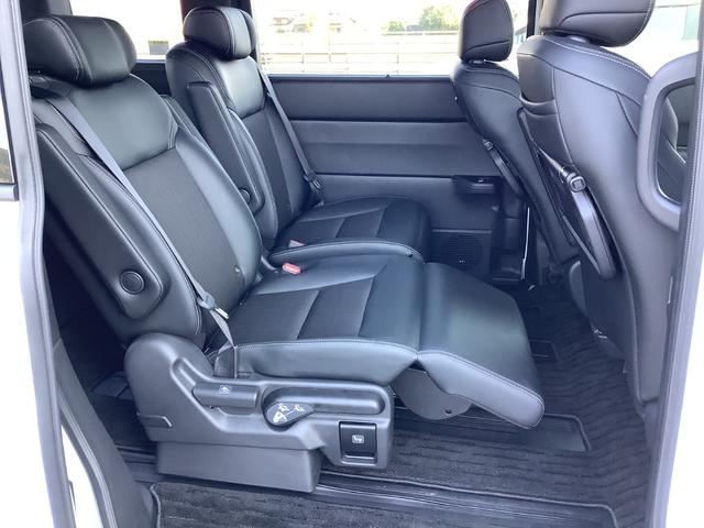 ステップワゴン ｅ：ＨＥＶスパーダ　フルセグＴＶ・オットマン・ＥＴＣ・ＤＶＤ再生・バックカメラ（18枚目）