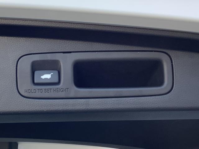 ステップワゴン ｅ：ＨＥＶスパーダ　フルセグＴＶ・オットマン・ＥＴＣ・ＤＶＤ再生・バックカメラ（27枚目）