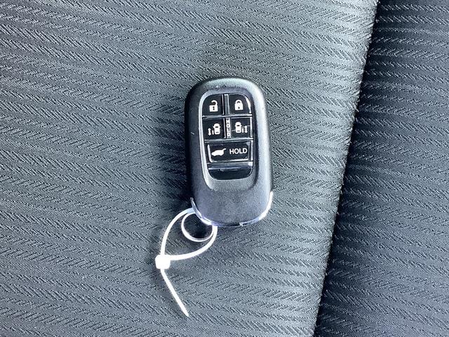 ステップワゴン ｅ：ＨＥＶスパーダ　フルセグＴＶ・オットマン・ＥＴＣ・ＤＶＤ再生・バックカメラ（28枚目）