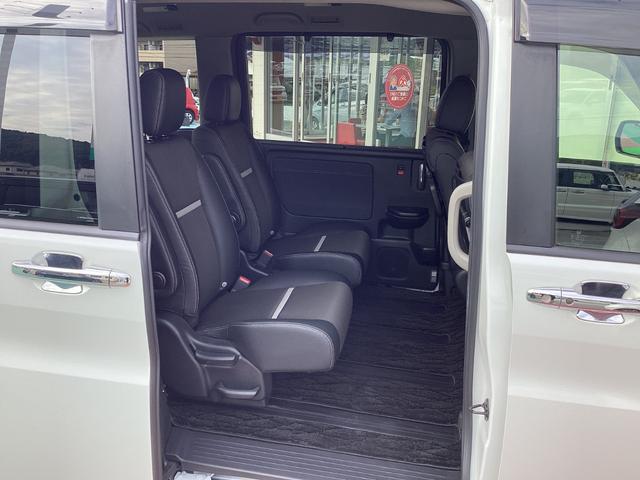 ステップワゴンスパーダ スパーダハイブリッドG・EXホンダセンシング シートヒーター・両側電動スライドドア・リア席モニター・ETC(16枚目)