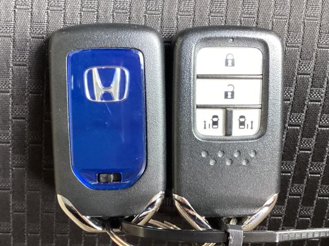 ステップワゴンスパーダ スパーダハイブリッドG・EXホンダセンシング シートヒーター・両側電動スライドドア・リア席モニター・ETC(28枚目)