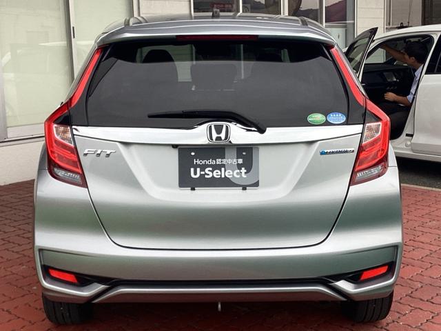 フィットハイブリッド Lホンダセンシング 純正ドラレコFR・純正ナビ・バックカメラ(9枚目)