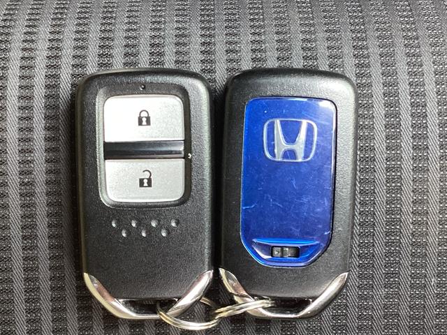 フィットハイブリッド Lホンダセンシング 純正ドラレコFR・純正ナビ・バックカメラ(26枚目)