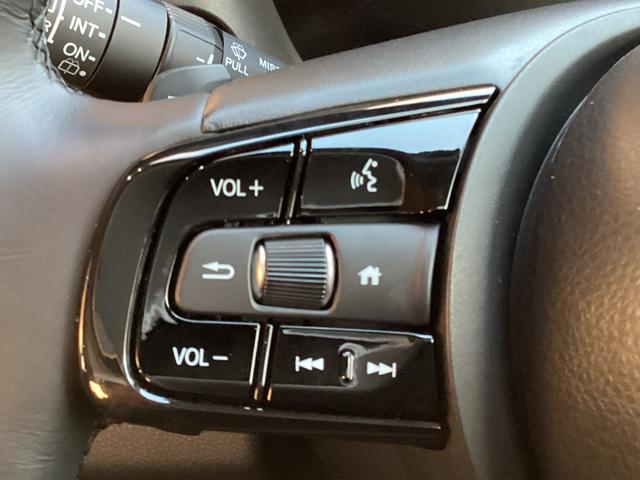 ヴェゼル ｅ：ＨＥＶＺ　４ＷＤ・当社デモカー・電動リアゲート・シートヒーター・ＥＴＣ（17枚目）