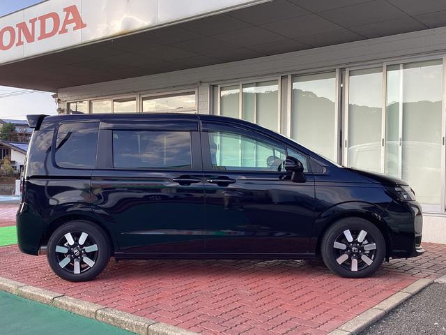 フリード ｅ：ＨＥＶエアーＥＸ　当社デモカー・純正ドラレコＦＲ・両側電動スライドドア・ＥＴＣ（10枚目）