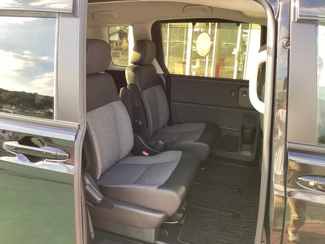 フリード ｅ：ＨＥＶエアーＥＸ　当社デモカー・純正ドラレコＦＲ・両側電動スライドドア・ＥＴＣ（13枚目）