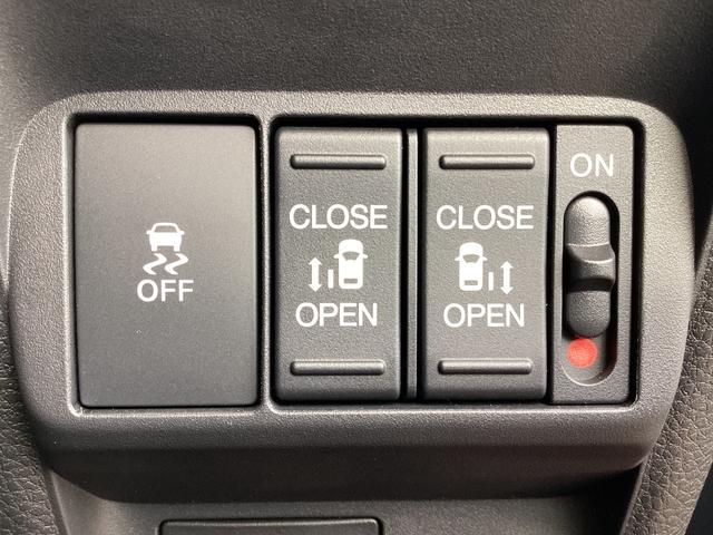 フリード ｅ：ＨＥＶエアーＥＸ　当社デモカー・純正ドラレコＦＲ・両側電動スライドドア・ＥＴＣ（25枚目）