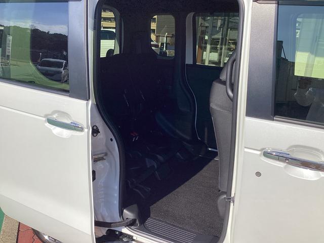N-BOXカスタム ベースグレード 当社試乗車・純正ナビ・片側電動スライドドア・バックカメラ(13枚目)