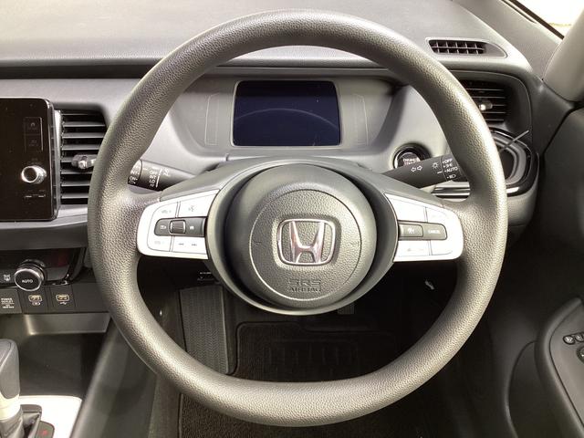 フィット クロスター　当社試乗車・フルセグＴＶ・ＥＴＣ・バックカメラ・ＥＴＣ・ホンダコネクト（5枚目）