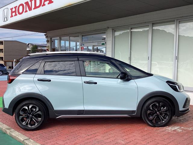 フィット クロスター　当社試乗車・フルセグＴＶ・ＥＴＣ・バックカメラ・ＥＴＣ・ホンダコネクト（10枚目）