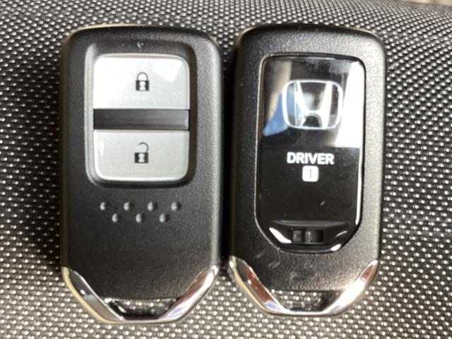 フィット クロスター　当社試乗車・フルセグＴＶ・ＥＴＣ・バックカメラ・ＥＴＣ・ホンダコネクト（22枚目）