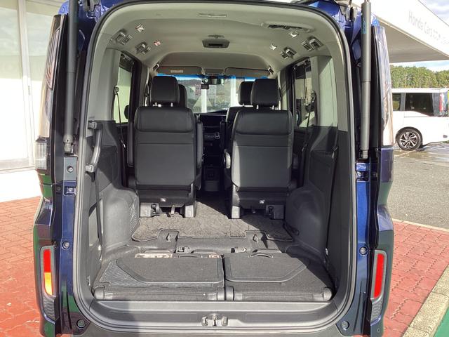 ステップワゴンスパーダ スパーダハイブリッドG・EXホンダセンシング 両側電動スライドドア・ETC・シートヒーター・バックカメラ(16枚目)