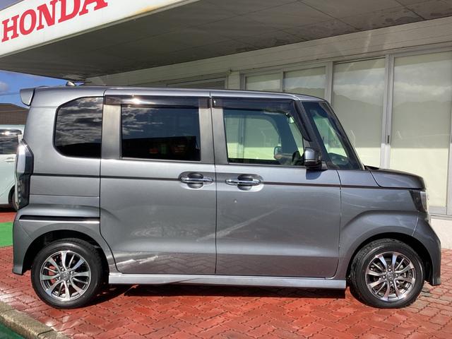 N-BOXカスタム L 純正ドラレコFR・純正ナビ・片側電動スライドドア・バックカメラ・4WD(10枚目)
