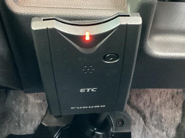 フィットハイブリッド Lパッケージ 純正ナビ・バックカメラ・ETC(22枚目)