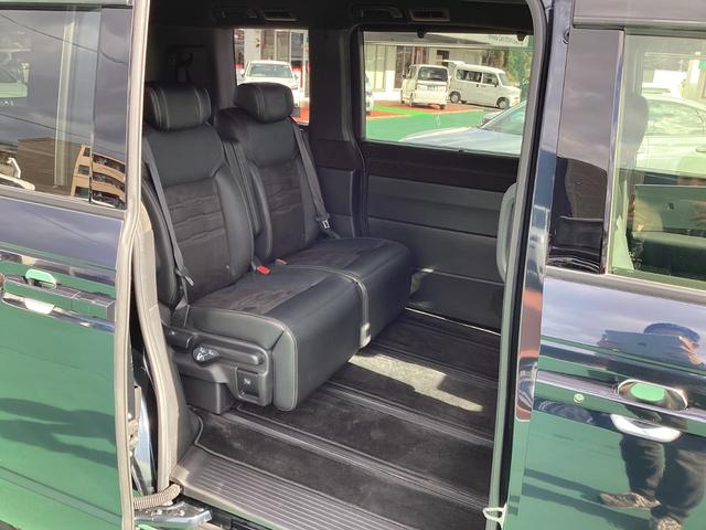 ステップワゴン ｅ：ＨＥＶスパーダプレミアムライン　ＥＴＣ・フルセグＴＶ・リア席モニター・両側電動スライドドア・シートヒーター（13枚目）