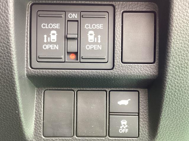 ステップワゴン ｅ：ＨＥＶスパーダプレミアムライン　ＥＴＣ・フルセグＴＶ・リア席モニター・両側電動スライドドア・シートヒーター（19枚目）