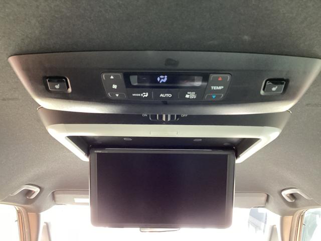 ステップワゴン ｅ：ＨＥＶスパーダプレミアムライン　リア席モニター・純正ドラレコＦＶＲ・オットマン・ホンダコネクト（5枚目）