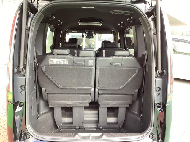 ステップワゴン ｅ：ＨＥＶスパーダプレミアムライン　リア席モニター・純正ドラレコＦＶＲ・オットマン・ホンダコネクト（15枚目）