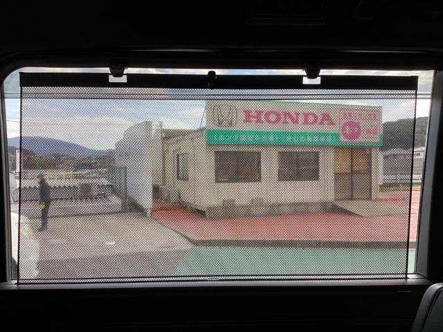 ステップワゴン ｅ：ＨＥＶスパーダプレミアムライン　リア席モニター・純正ドラレコＦＶＲ・オットマン・ホンダコネクト（17枚目）