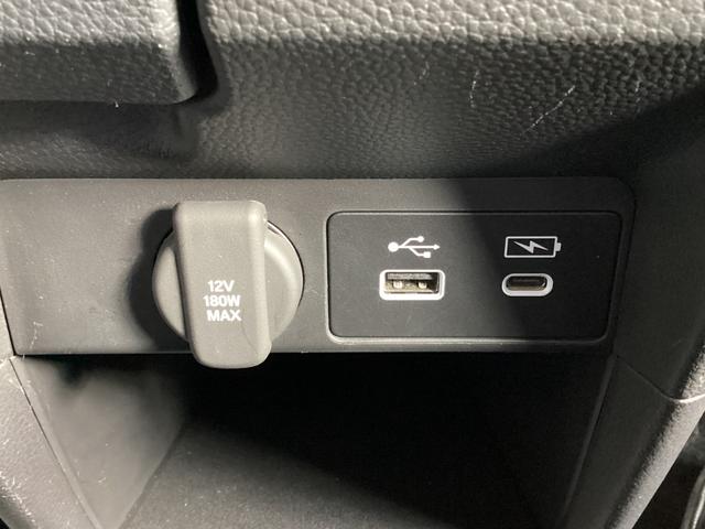 ステップワゴン ｅ：ＨＥＶスパーダプレミアムライン　リア席モニター・純正ドラレコＦＶＲ・オットマン・ホンダコネクト（26枚目）