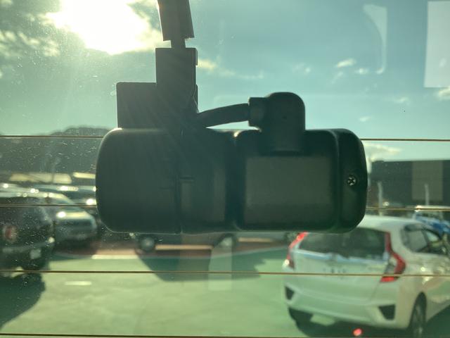 N-BOXカスタム スロープ 非課税車・両側電動スライドドア・純正ドラレコFR(18枚目)